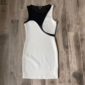 Women’s Forever21 black and white dress